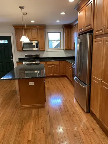 2310 West Farwell Avenue Chicago IL 60645
