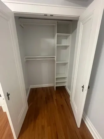 2310 West Farwell Avenue Chicago IL 60645