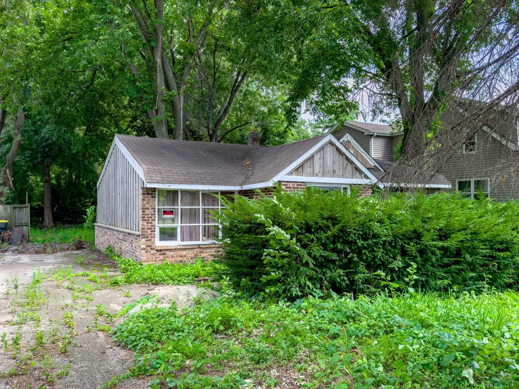 509 North Washington Street Westmont IL 60559