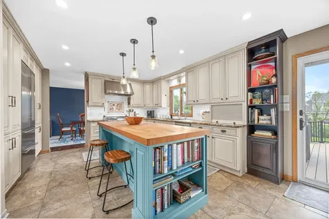 234 Grant Avenue Frankfort IL 60423