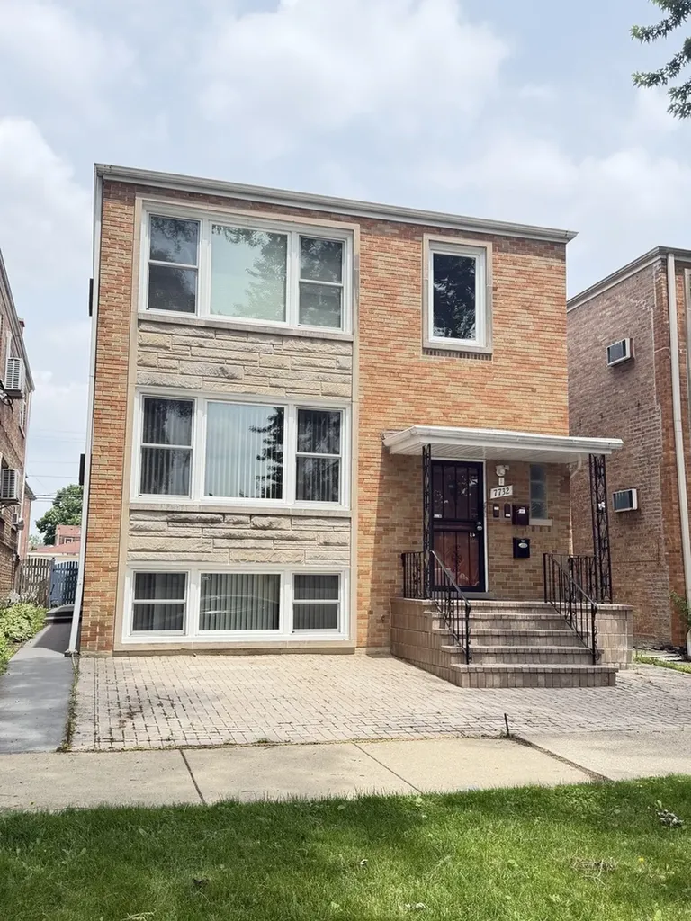 7732 West Addison Street Chicago IL 60634