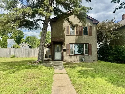 1521 1ST Street Peru IL 61354
