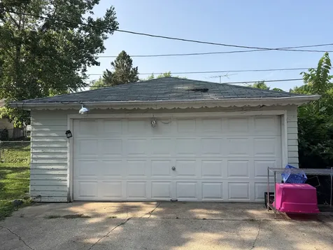 360 Tee Lane Carpentersville IL 60110