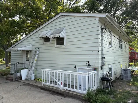 360 Tee Lane Carpentersville IL 60110
