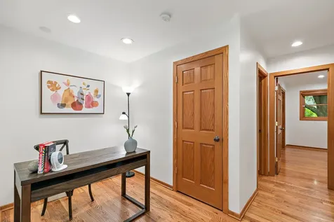 1395 Oakland Drive Sycamore IL 60178