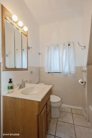 5639 North Karlov Avenue Chicago IL 60646