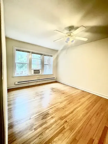 3917 North Southport Avenue Chicago IL 60613