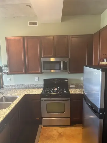 332 River Street Lemont IL 60439