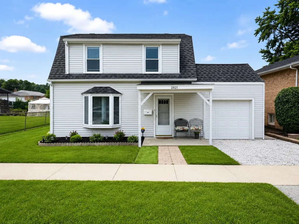 2821 West 102nd Street SW Evergreen Park IL 60805