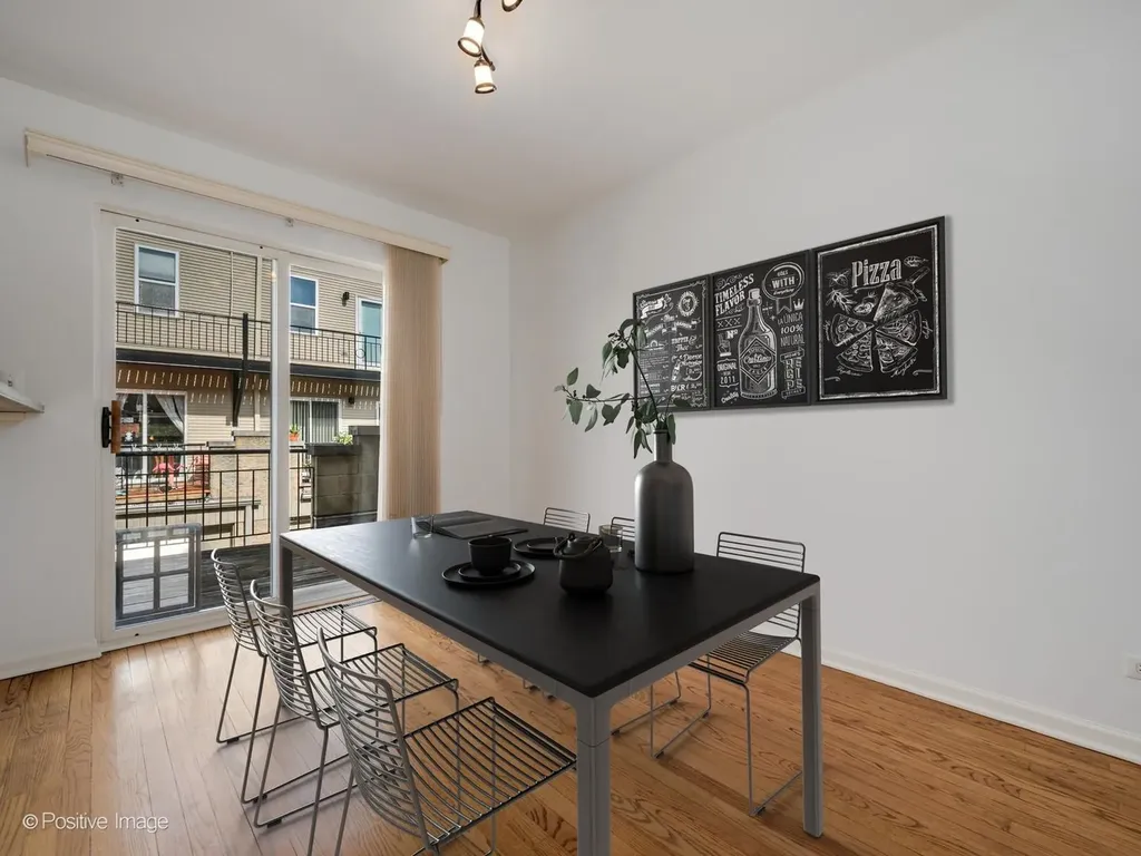 3643 West Cornelia Avenue Chicago IL 60618