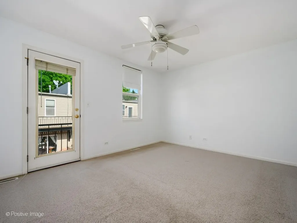 3643 West Cornelia Avenue Chicago IL 60618