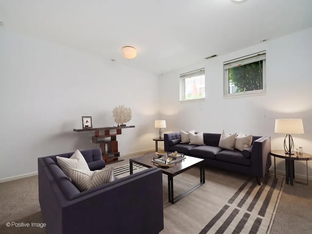 3643 West Cornelia Avenue Chicago IL 60618