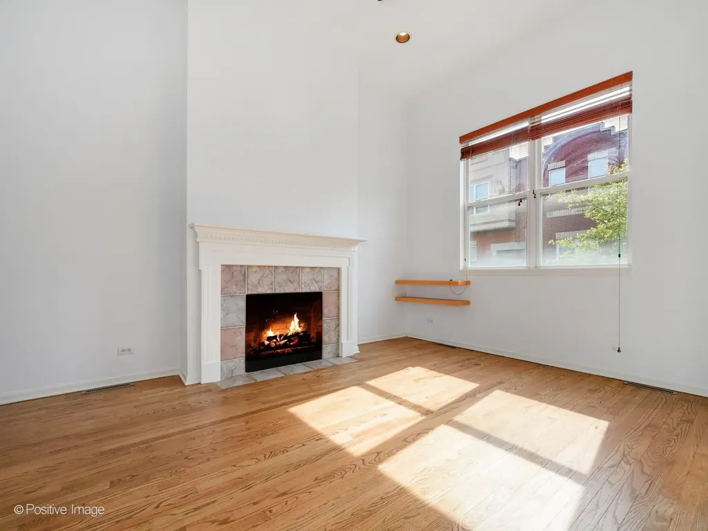 3643 West Cornelia Avenue Chicago IL 60618