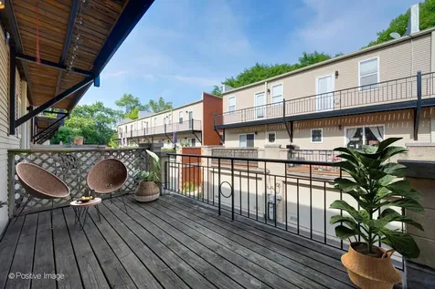 3643 West Cornelia Avenue Chicago IL 60618