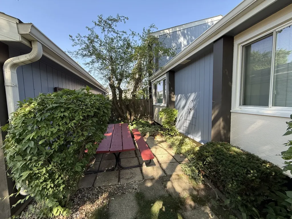 550 Sundance Drive Bolingbrook IL 60440