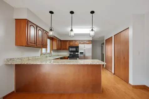 1441 Maple Lane Elgin IL 60123