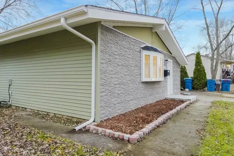 22339 Strassburg Avenue Sauk Village IL 60411