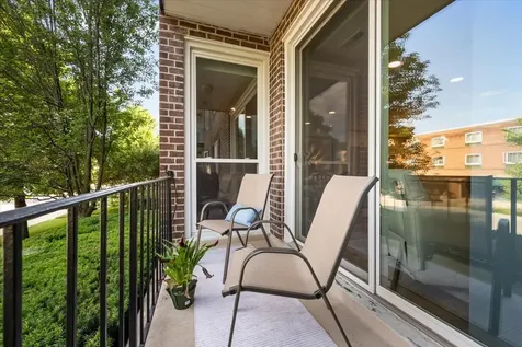 1350 North Western Avenue Lake Forest IL 60045
