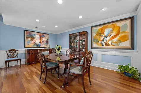 1350 North Western Avenue Lake Forest IL 60045