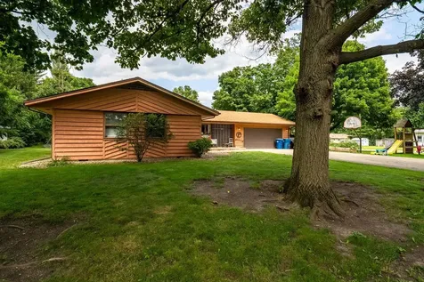 204 East Koopman Drive Flanagan IL 61740