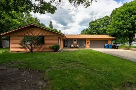 204 East Koopman Drive Flanagan IL 61740