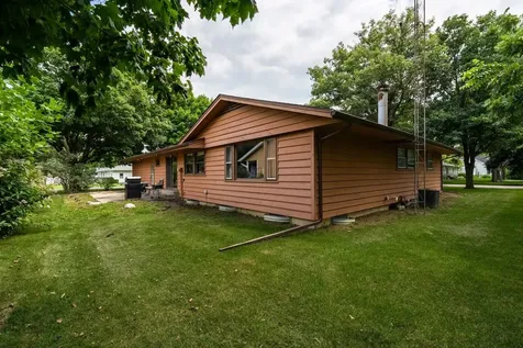 204 East Koopman Drive Flanagan IL 61740