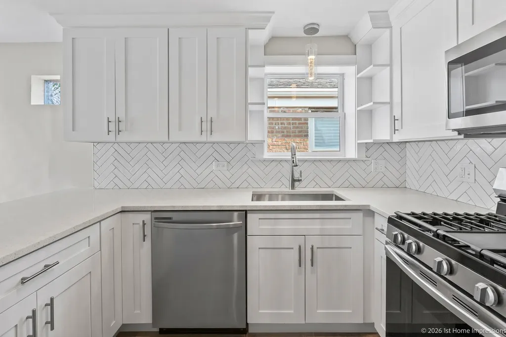 4324 South Keating Avenue Chicago IL 60632