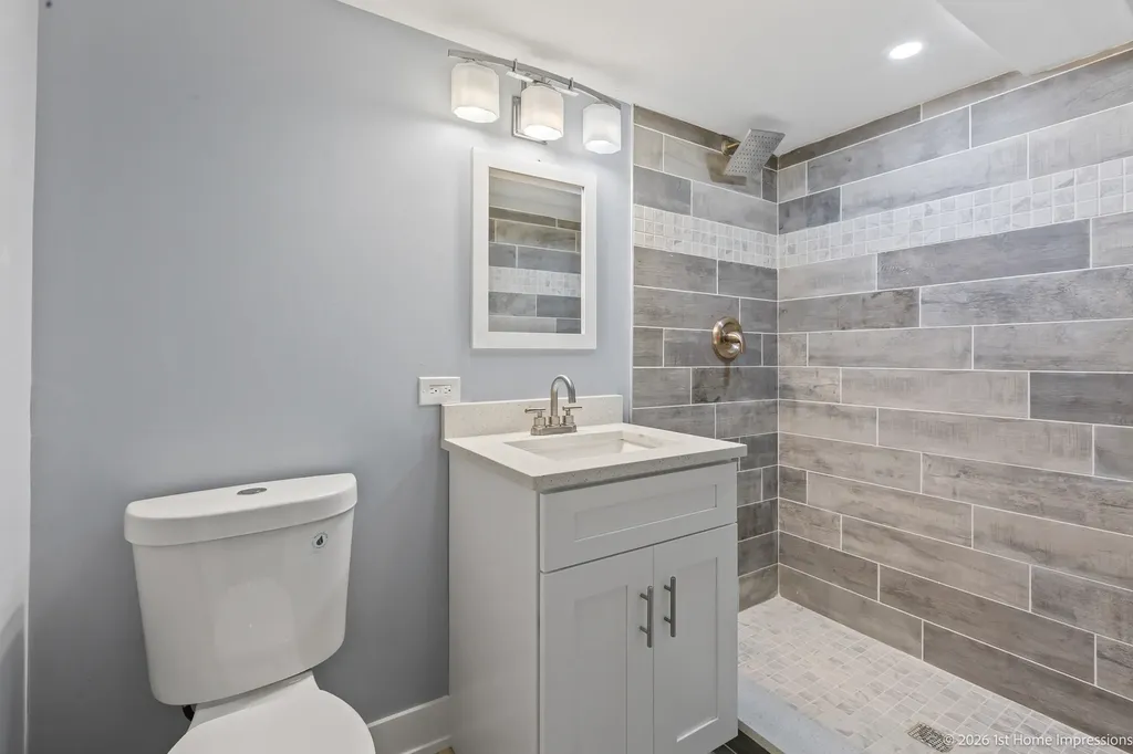 4324 South Keating Avenue Chicago IL 60632