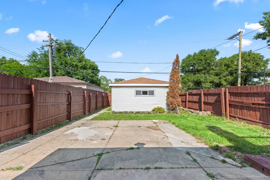 4324 South Keating Avenue Chicago IL 60632