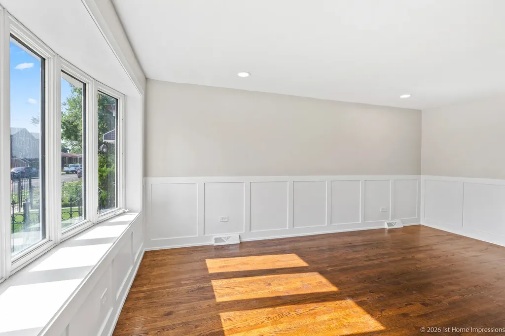 4324 South Keating Avenue Chicago IL 60632
