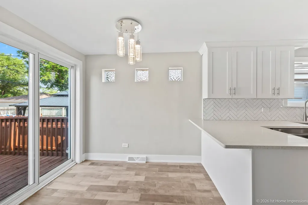 4324 South Keating Avenue Chicago IL 60632