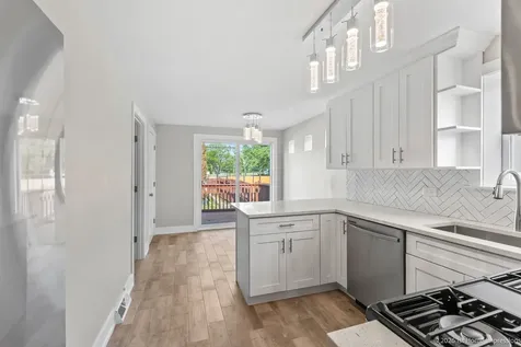 4324 South Keating Avenue Chicago IL 60632
