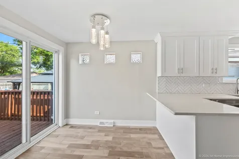4324 South Keating Avenue Chicago IL 60632