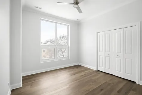 6555 West North Avenue Oak Park IL 60302