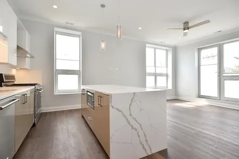 6555 West North Avenue Oak Park IL 60302