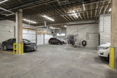 6555 West North Avenue Oak Park IL 60302