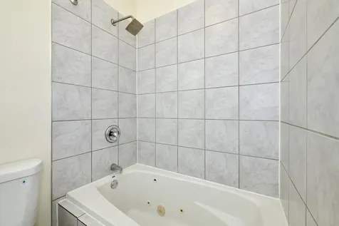 7209 North Damen Avenue Chicago IL 60626