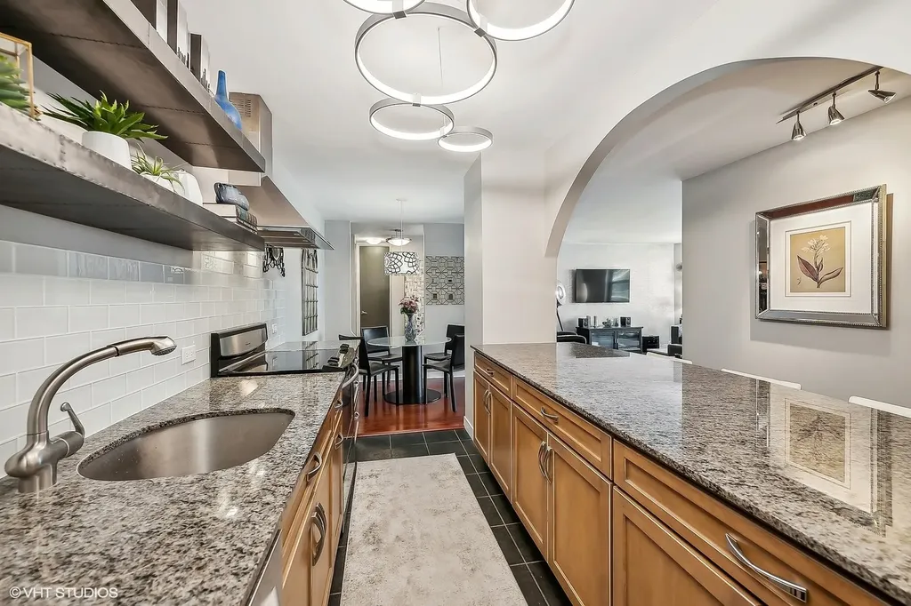 535 North Michigan Avenue Chicago IL 60611