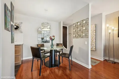 535 North Michigan Avenue Chicago IL 60611