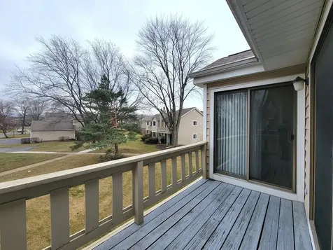 351 Newgate Court Schaumburg IL 60193