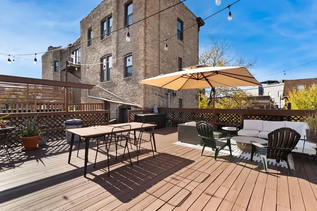 958 West Willow Street Chicago IL 60614