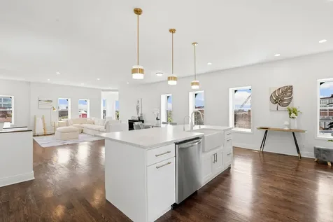 958 West Willow Street Chicago IL 60614