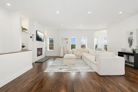 958 West Willow Street Chicago IL 60614