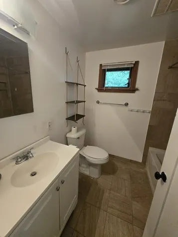 24 John Street Crystal Lake IL 60014