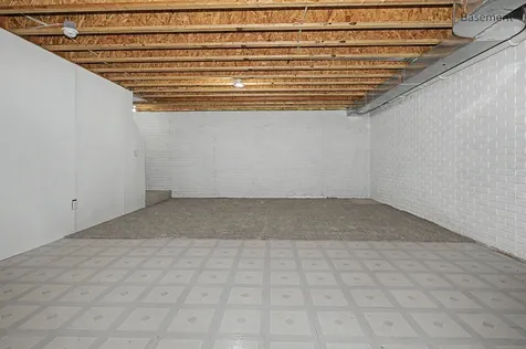 1820 Glenbridge Road Bloomington IL 61704