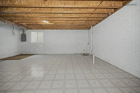 1820 Glenbridge Road Bloomington IL 61704