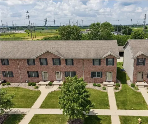 1820 Glenbridge Road Bloomington IL 61704