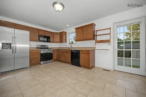 1820 Glenbridge Road Bloomington IL 61704