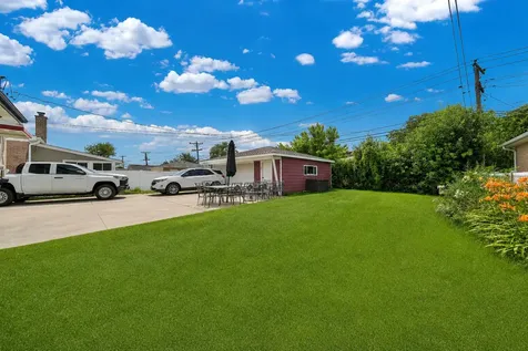 10320 Laramie Avenue Oak Lawn IL 60453