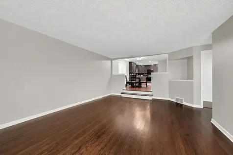 10320 Laramie Avenue Oak Lawn IL 60453